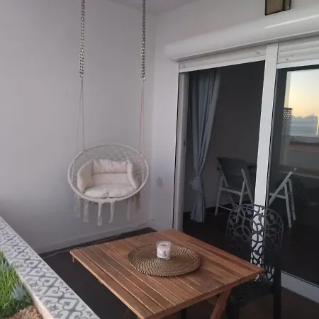 Azul With Sea View *